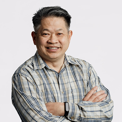 Dr Tiong Ting